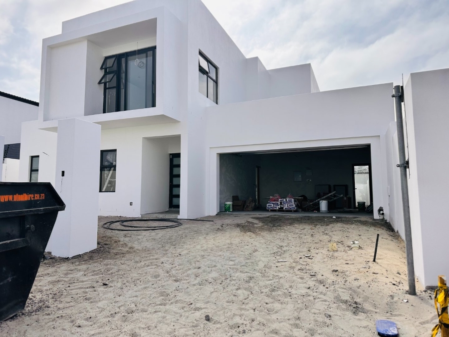 5 Bedroom Property for Sale in Sandown Western Cape